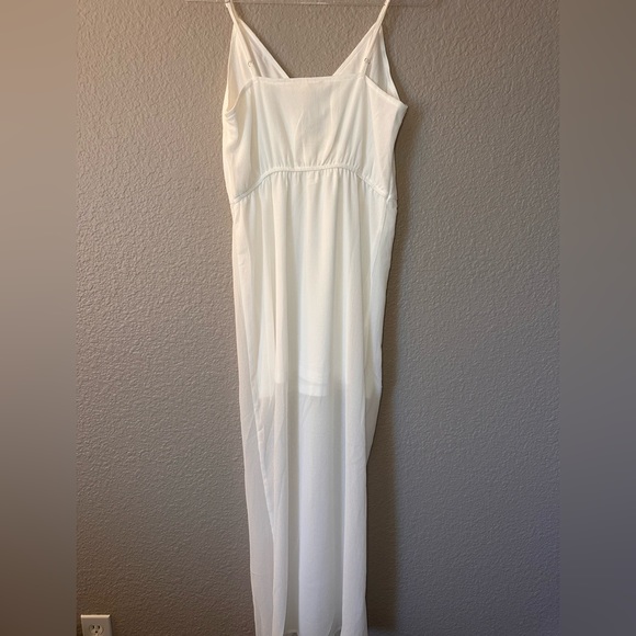 Promesa white maxi, size Medium - Picture 2 of 6